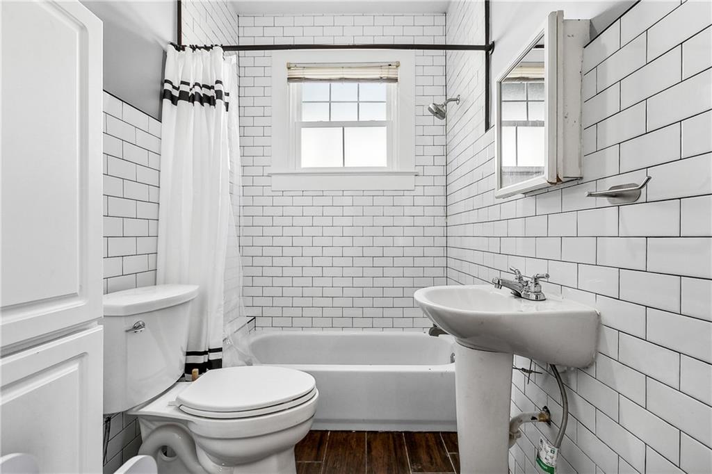 915 Madison Street Gretna, LA 70053 - Photo 7 of 11