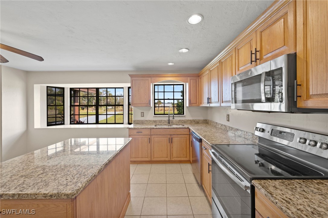 2280 Herzog Road Alva, FL 33920 - Photo 11 of 43 Gallery Image 11