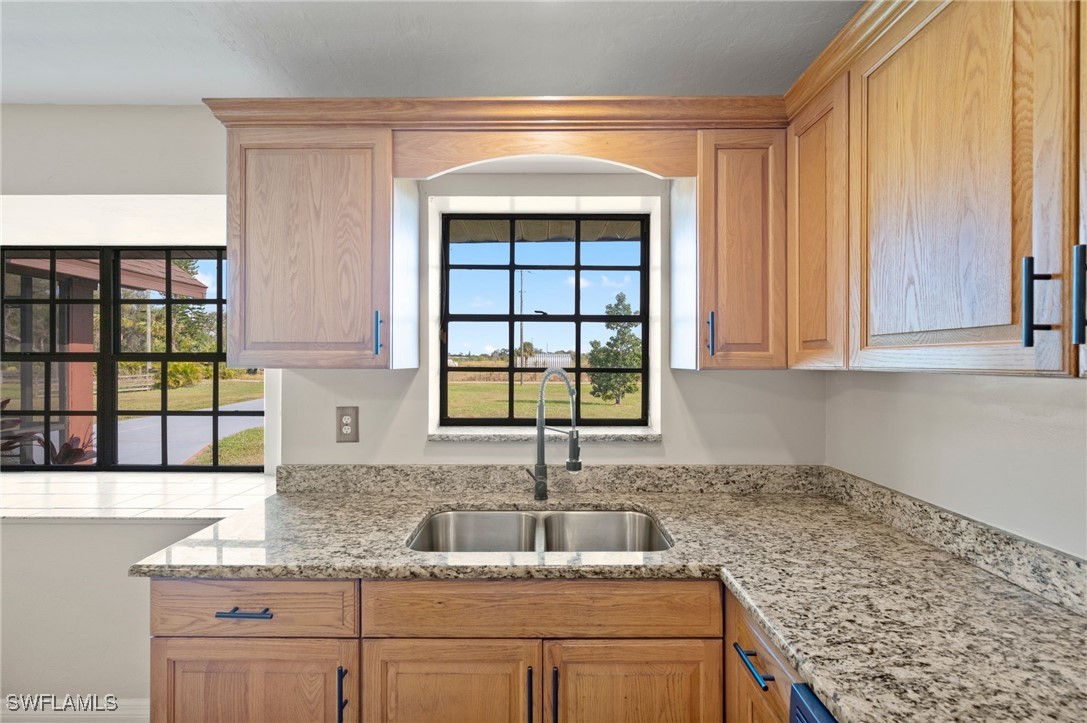 2280 Herzog Road Alva, FL 33920 - Photo 9 of 43 Gallery Image 9