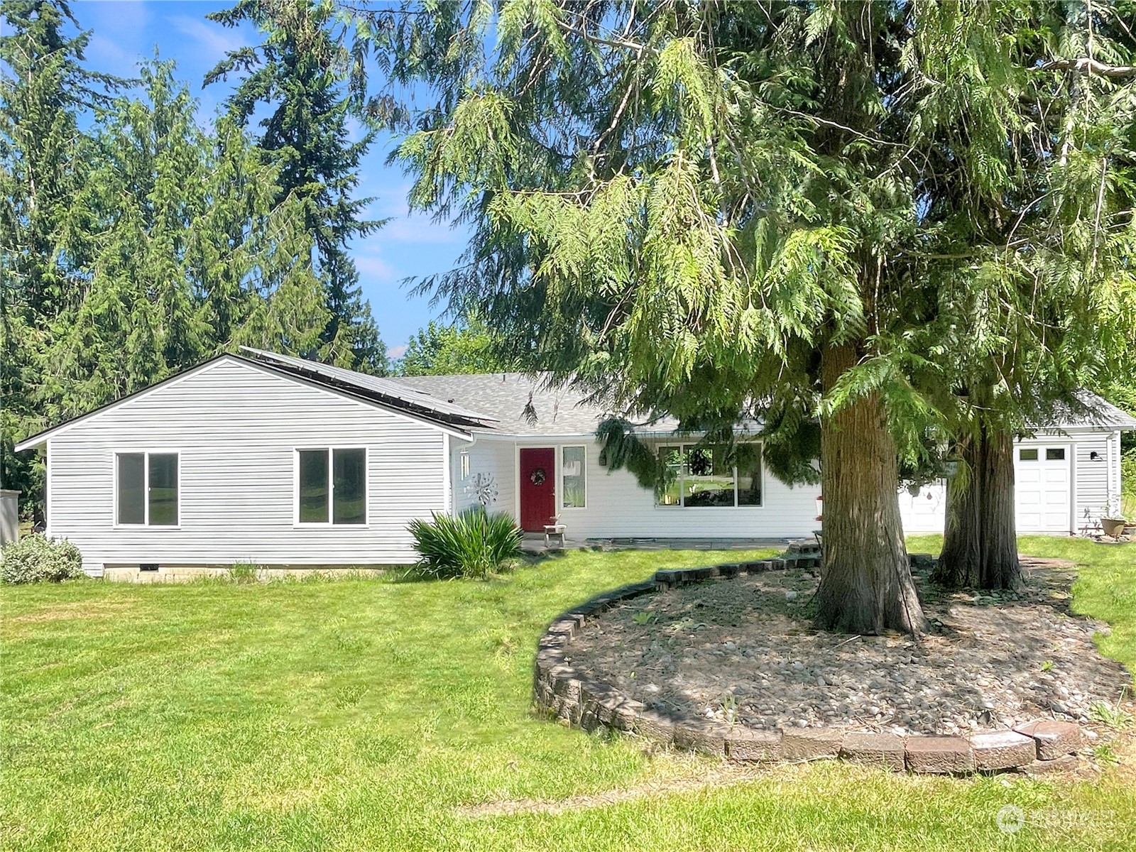 636 Studebaker Road Castle Rock, WA 98611 - Photo 1 of 39 Gallery Image 1