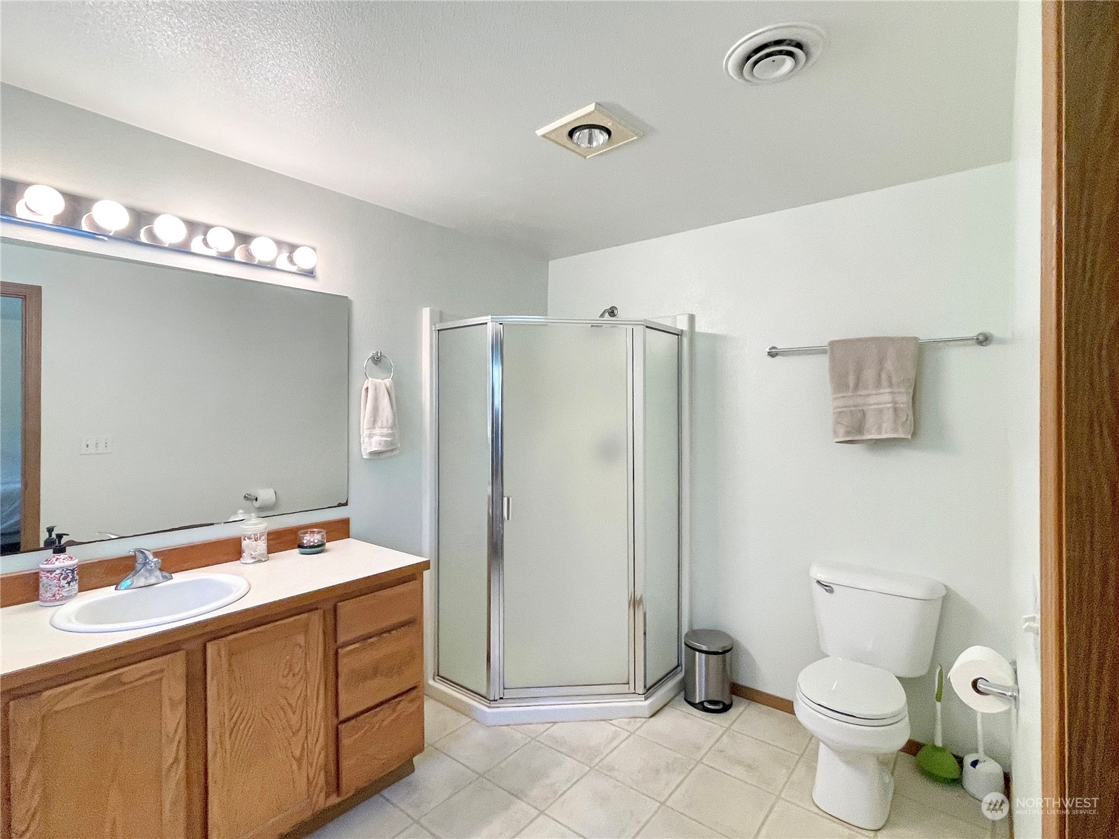 636 Studebaker Road Castle Rock, WA 98611 - Photo 17 of 39 Gallery Image 17