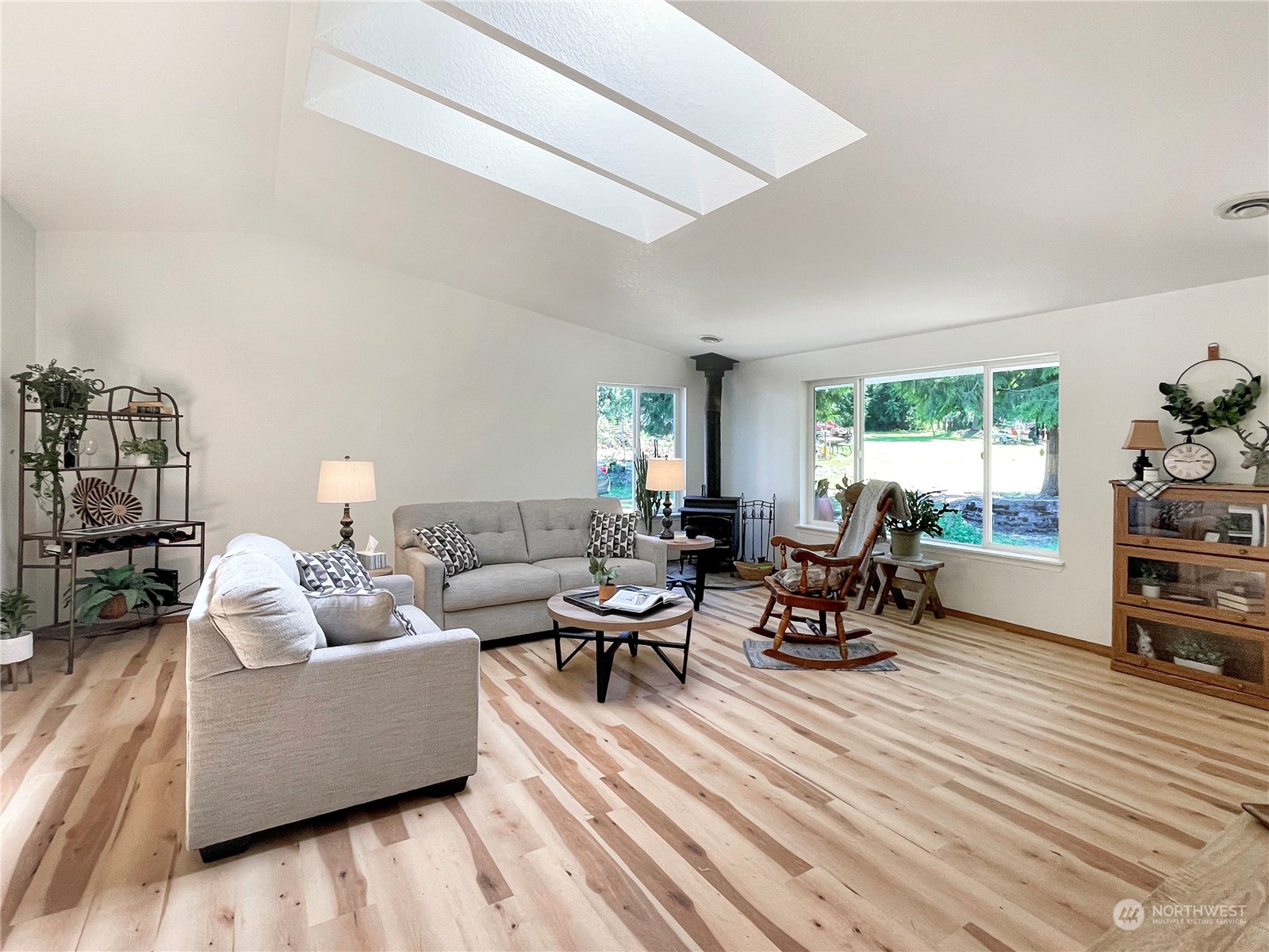 636 Studebaker Road Castle Rock, WA 98611 - Photo 5 of 39 Gallery Image 5