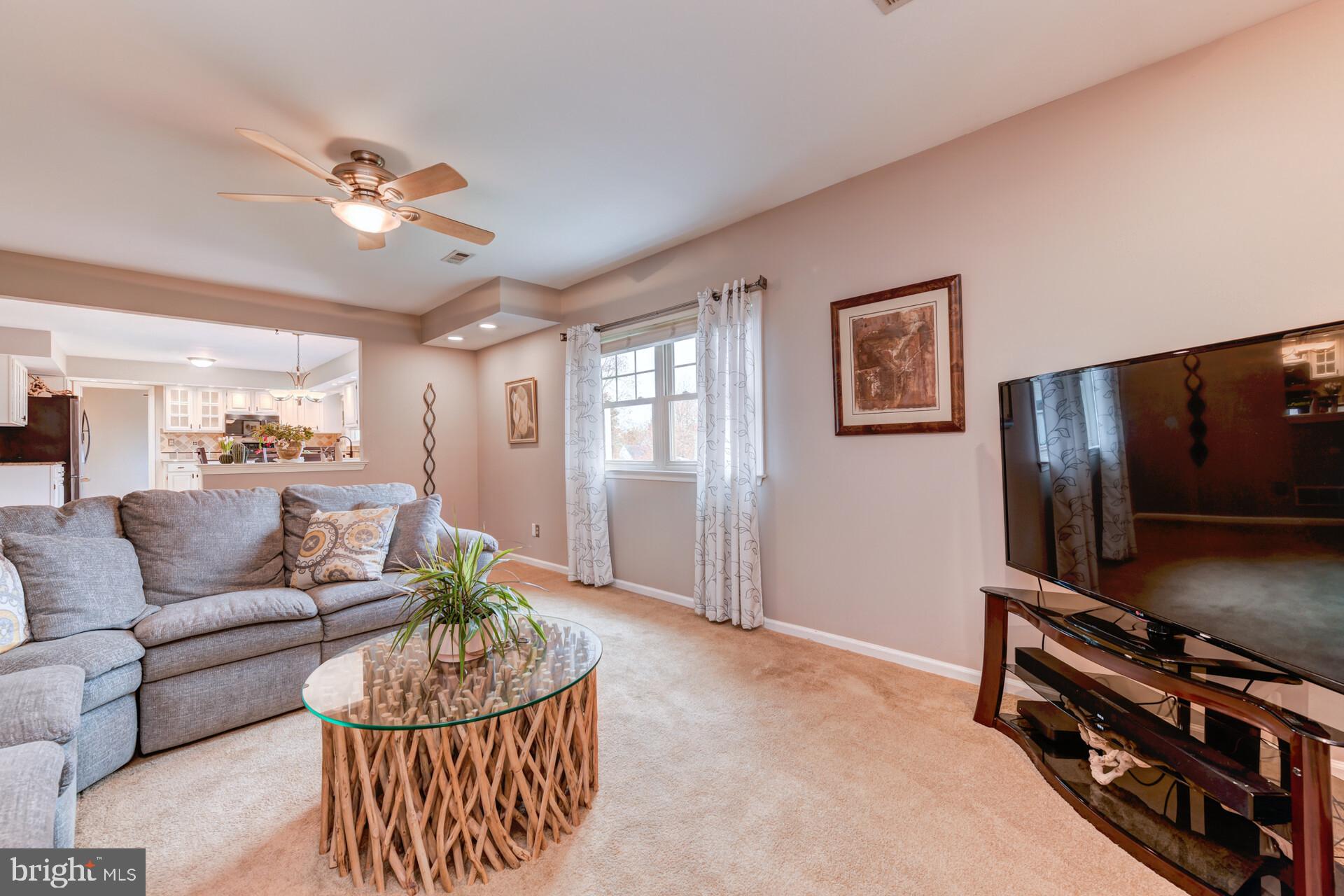 237 Holly Drive Chalfont, PA 18914 - Photo 16 of 38 Family Room