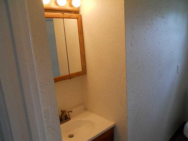 2220 Rutland Avenue Springfield, OH 45505 - Photo 7 of 23
