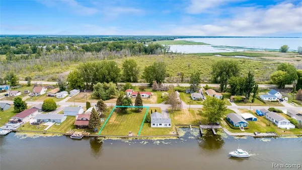 $88,000 | 1840 South Riverside Drive, Au Gres, MI 48703