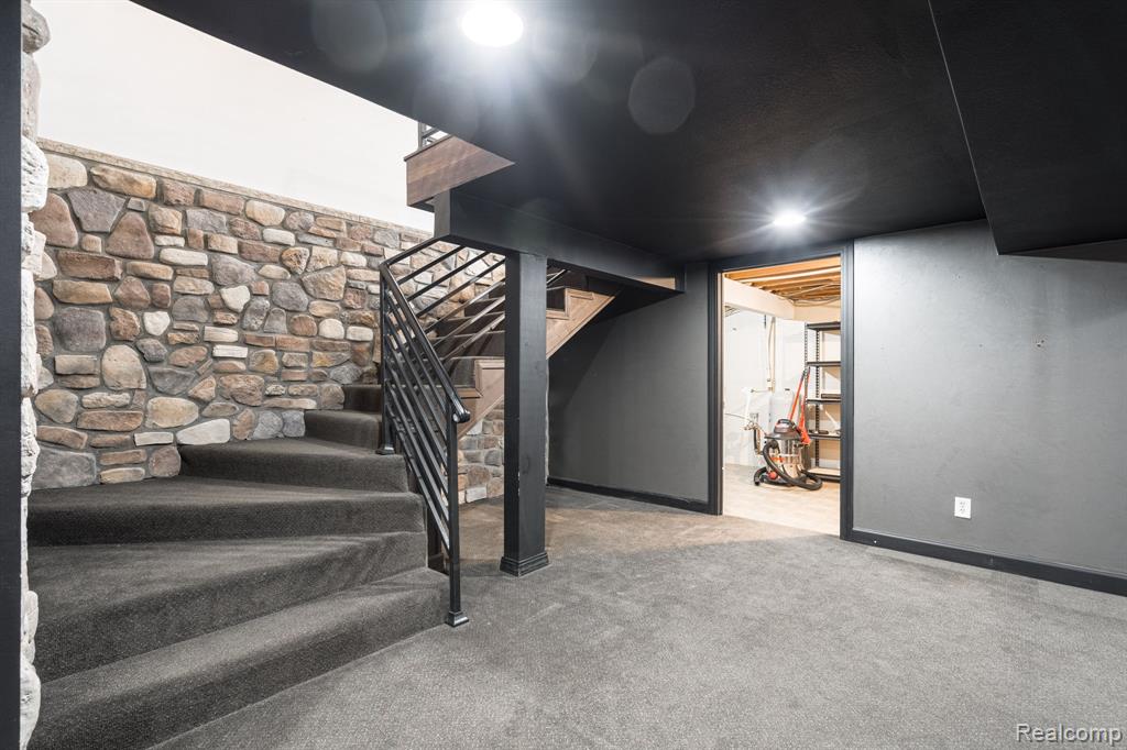 6803 Napoleon Road Jackson, MI 49201 - Photo 41 of 59