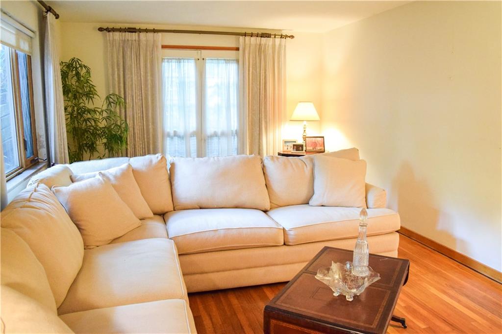 2714 Mt Royal Road Pittsburgh, PA 15217 - Photo 12 of 22 Gallery Image 12