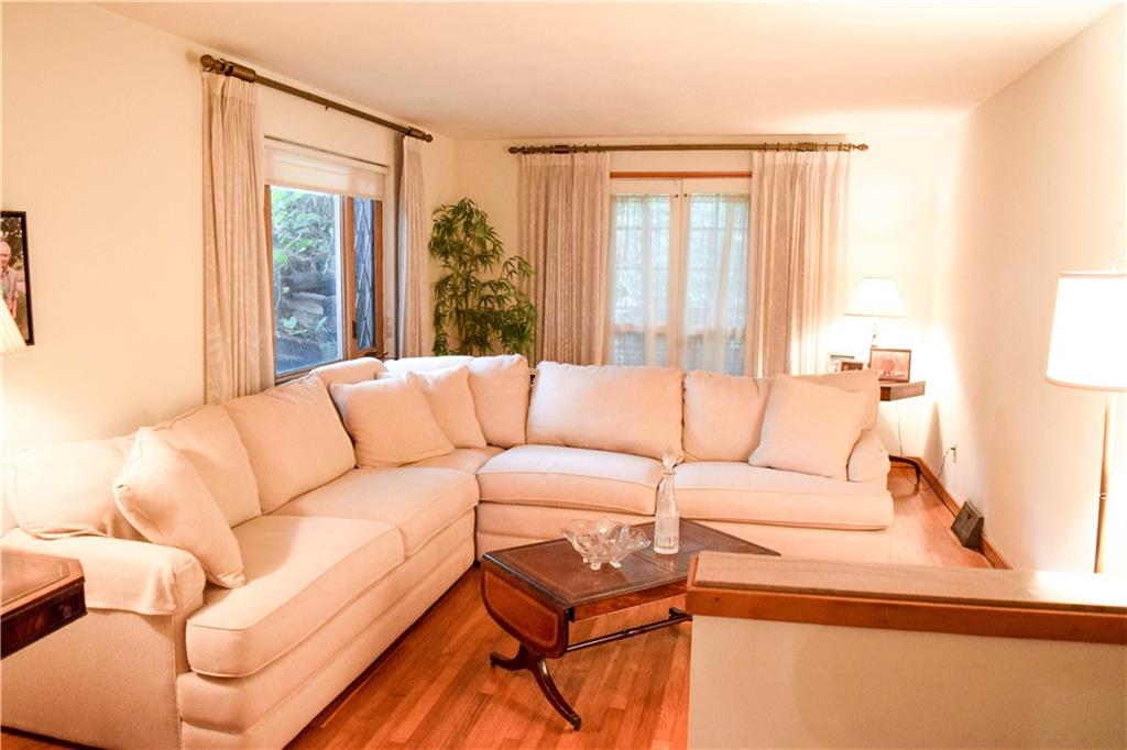 2714 Mt Royal Road Pittsburgh, PA 15217 - Photo 15 of 22 Gallery Image 15