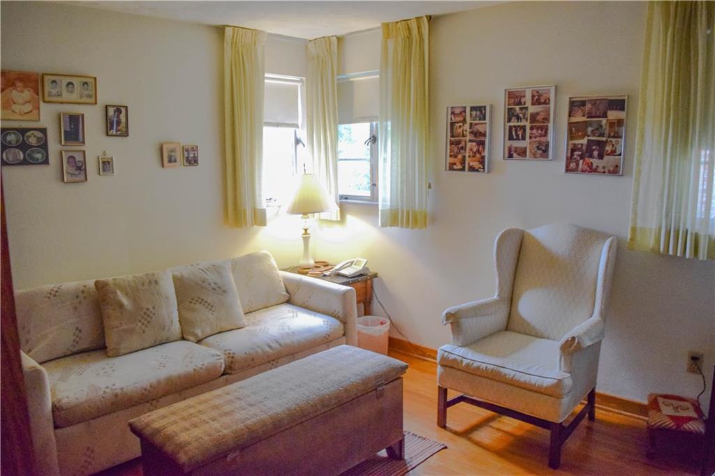 2714 Mt Royal Road Pittsburgh, PA 15217 - Photo 20 of 22 Gallery Image 20