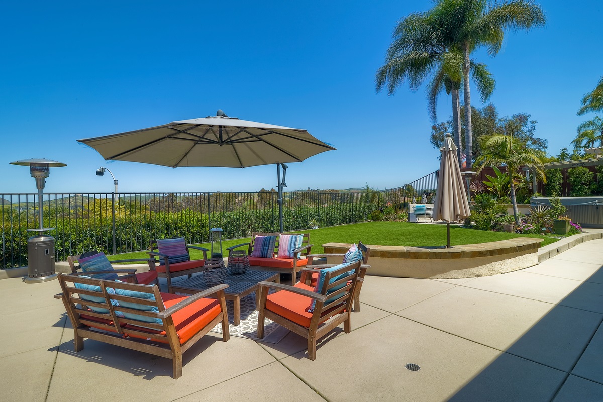 2333 Masters Road Carlsbad, CA 92008 - Photo 4 of 23 Gallery Image 4