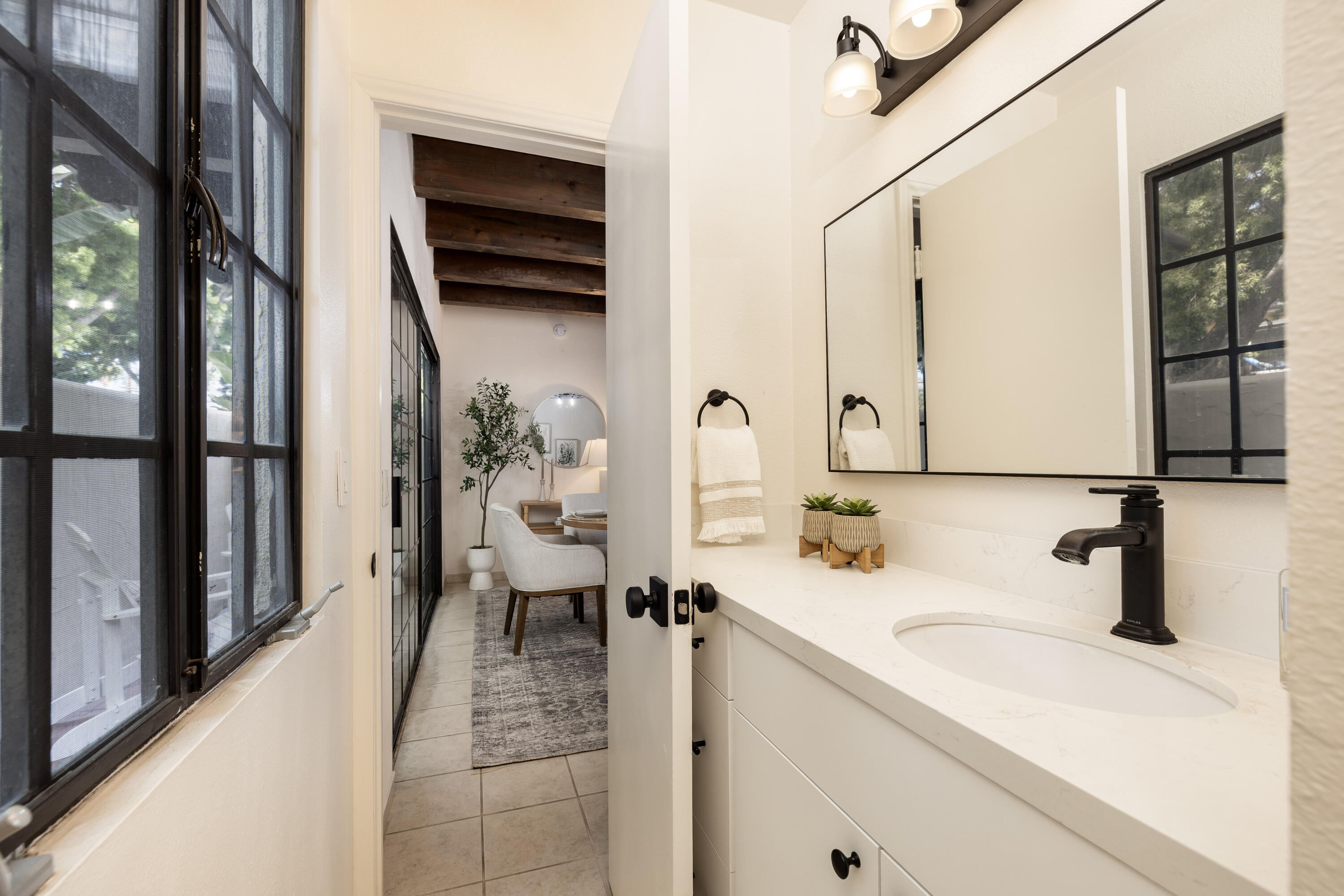 125 Bath Street, Unit B2 Santa Barbara, CA 93101 - Photo 8 of 27 Half Bath