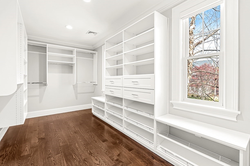 15 York Road Winchester, MA 01890 - Photo 19 of 38 Gallery Image 19
