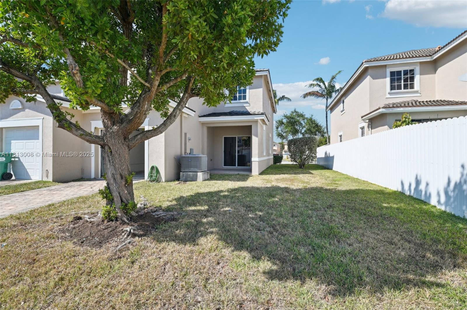 14110 Southwest 275th Street, Unit 14110 Homestead, FL 33032 - Photo 21 of 51 Backyard