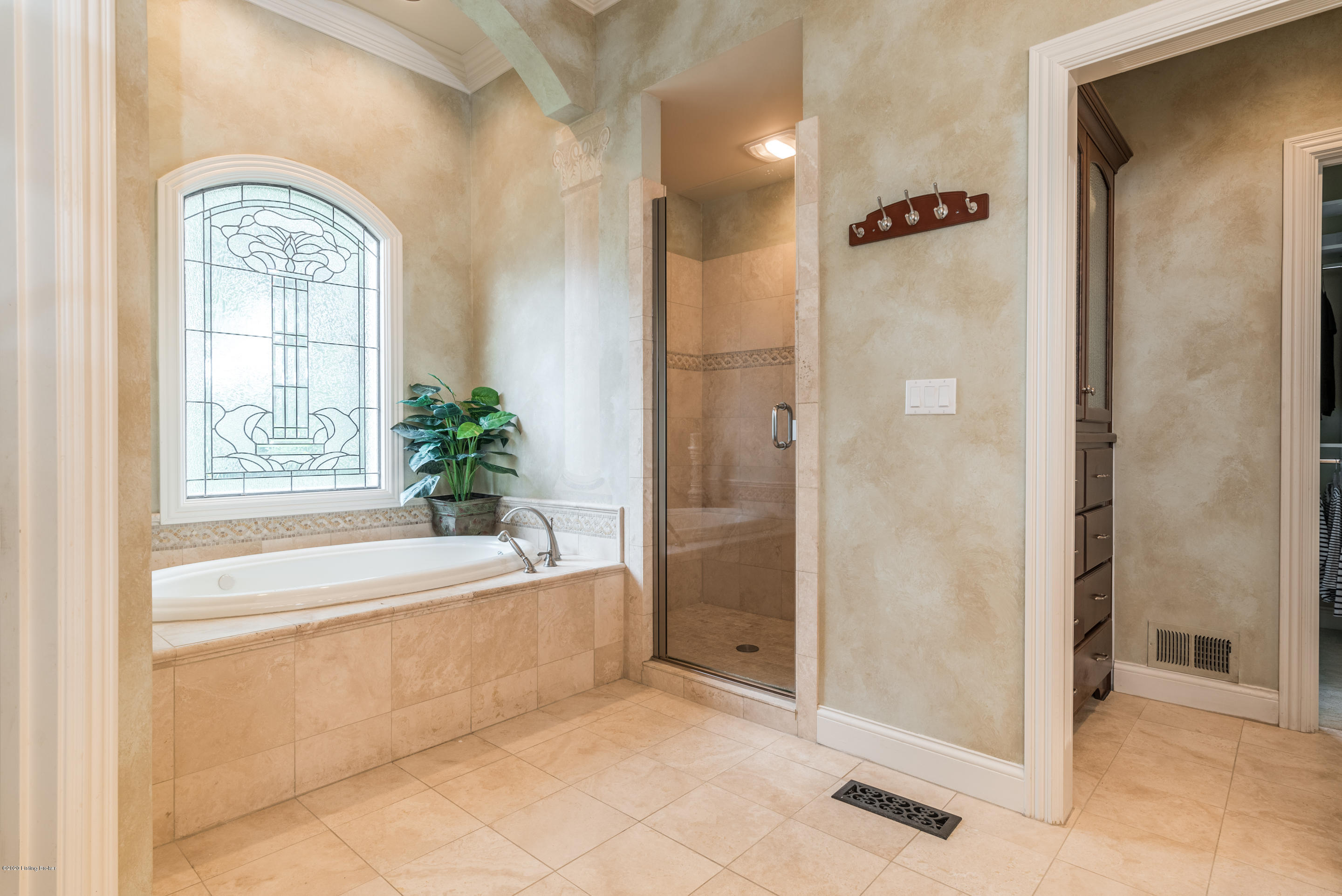 5402 Farm Spring Court Prospect, KY 40059 - Photo 15 of 37 A Farm Spring Master Bathroom main