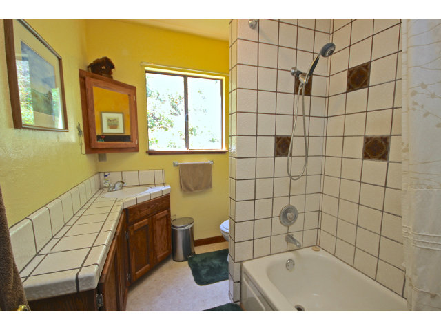 2005 Sparrow Valley Road Aptos, CA 95003 - Photo 14 of 25 Gallery Image 14