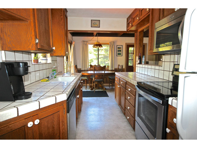 2005 Sparrow Valley Road Aptos, CA 95003 - Photo 8 of 25 Gallery Image 8