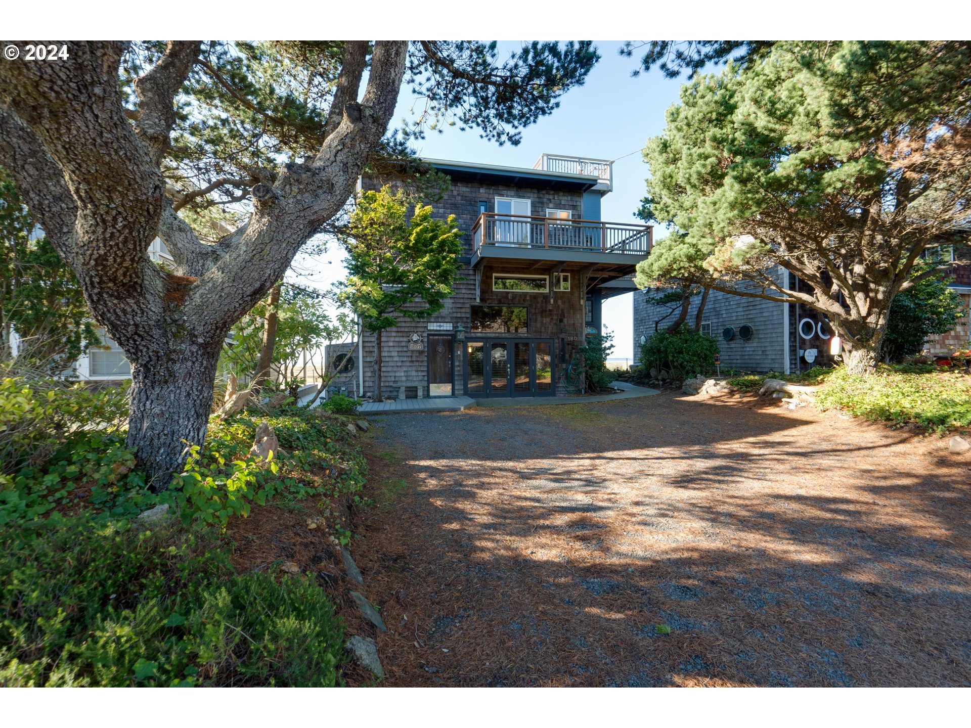 1807 North Prom Seaside, OR 97138 - Photo 5 of 48