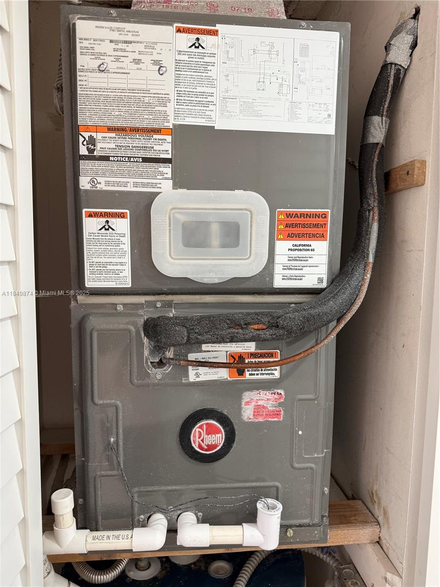 7950 West McNab Road, Unit 102 Tamarac, FL 33321 - Photo 33 of 34 a view of washer and dryer