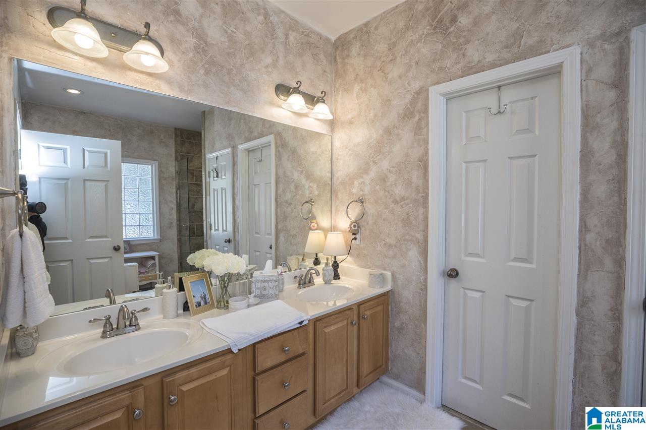 204 Nottingham Drive Calera, AL 35040 - Photo 23 of 31