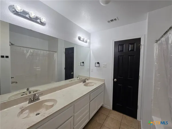 $2,200 | 1518 Indian Camp Trail, Copperas Cove, TX 76522