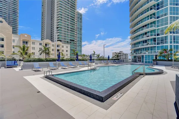 $4,300 | 480 Northeast 30th Street, Unit 1007, Miami, FL 33137