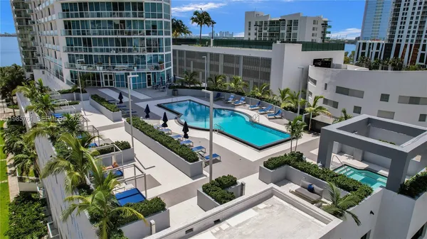 $4,300 | 480 Northeast 30th Street, Unit 1007, Miami, FL 33137