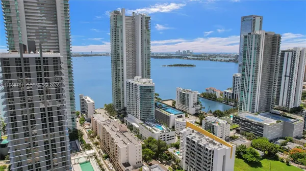 $4,300 | 480 Northeast 30th Street, Unit 1007, Miami, FL 33137