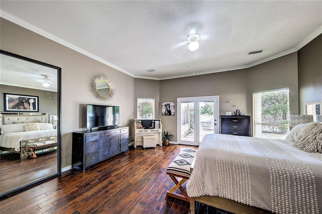 10609 Jackson Road Krum, TX 76249 - Photo 13 of 38