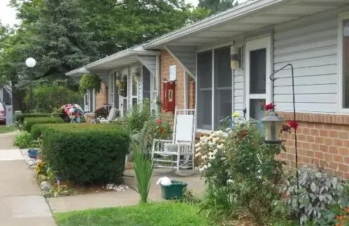 $605 | 201 Rye Beach Road, Huron, OH 44839