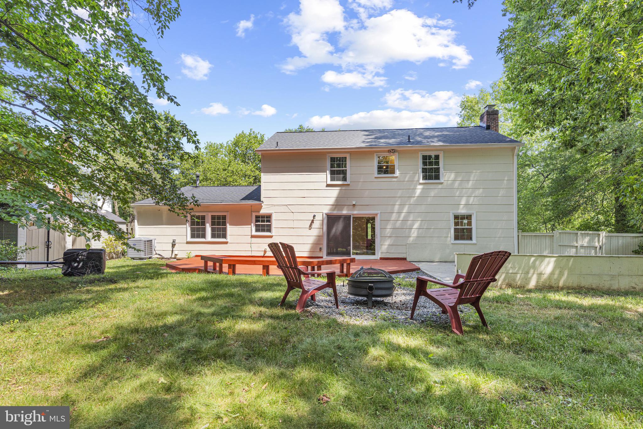 9005 Eastbourne Lane Laurel, MD 20708 - Photo 36 of 41 Rear of Home