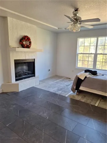 $399,000 | 9230 Southwest Alpha Ridge Road, Trimble, MO 64492