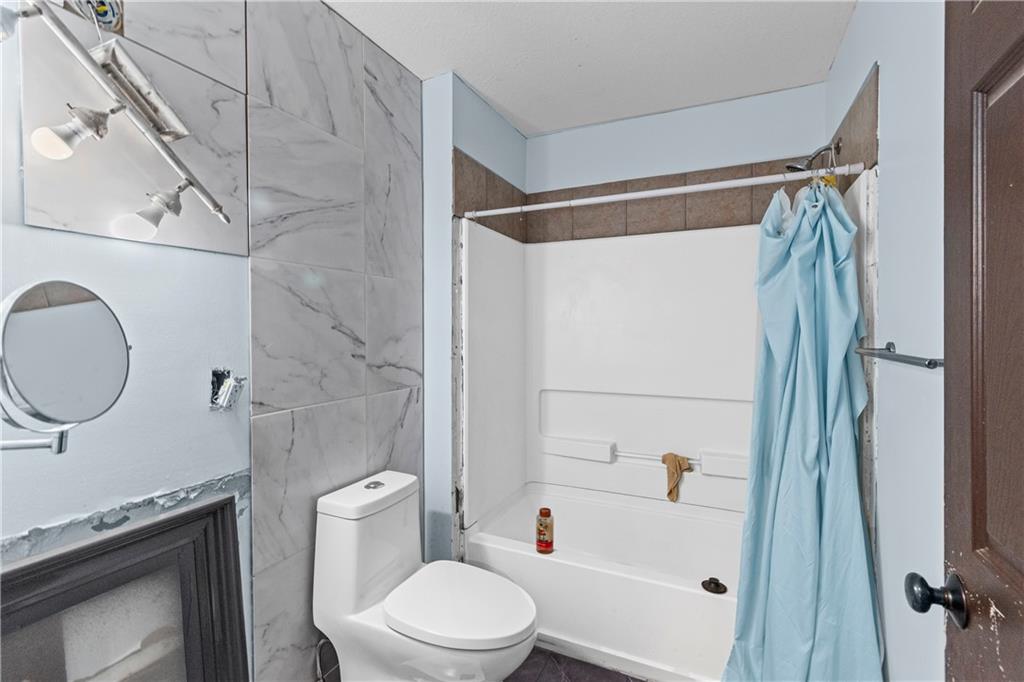 9230 Southwest Alpha Ridge Road Trimble, MO 64492 - Photo 38 of 55