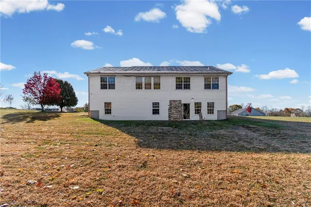 $399,000 | 9230 Southwest Alpha Ridge Road, Trimble, MO 64492