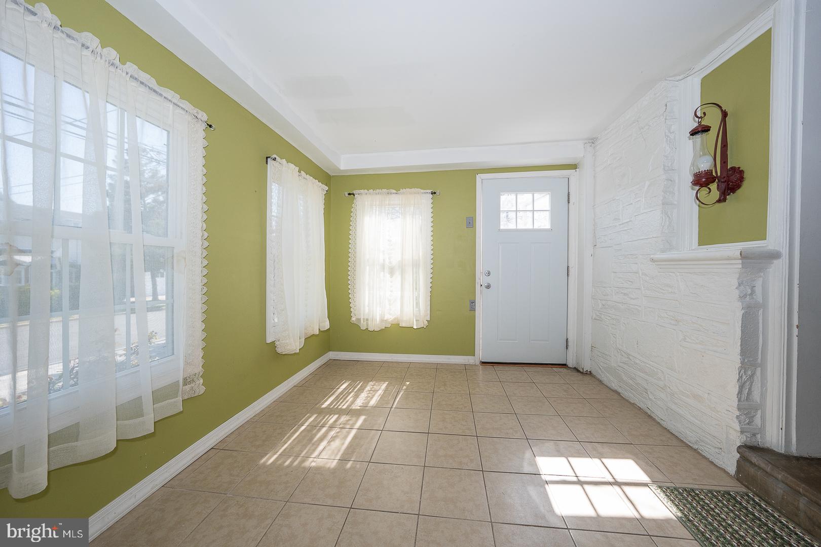 136 Summit Avenue Upper Darby, PA 19082 - Photo 43 of 48 a view of entryway with interior