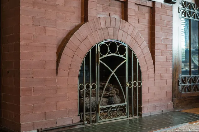 $839,000 | 623 Augusta Street, San Antonio, TX 78215