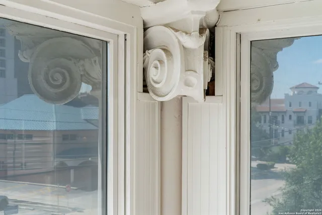 $839,000 | 623 Augusta Street, San Antonio, TX 78215