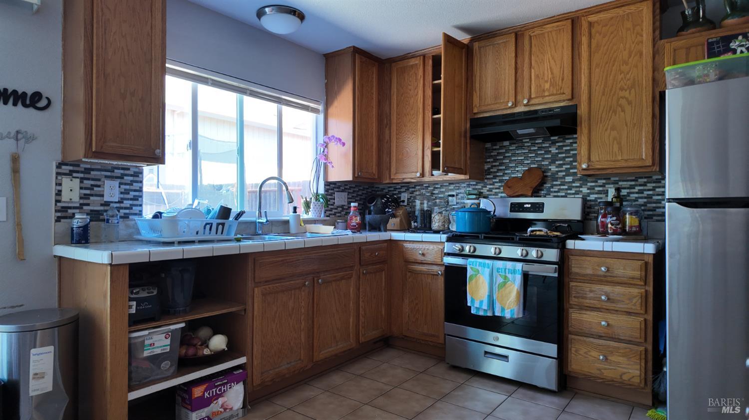 2771 Cumberland Street Santa Rosa, CA 95407 - Photo 5 of 20