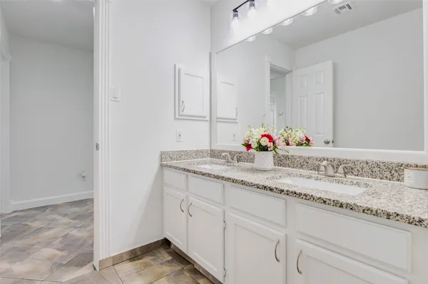 $2,200 | 16339 Elmwood Point Lane, Sugar Land, TX 77498