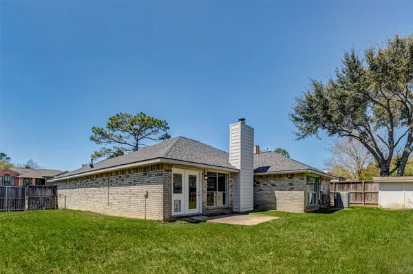 $2,200 | 16339 Elmwood Point Lane, Sugar Land, TX 77498
