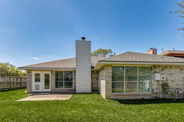 $2,200 | 16339 Elmwood Point Lane, Sugar Land, TX 77498