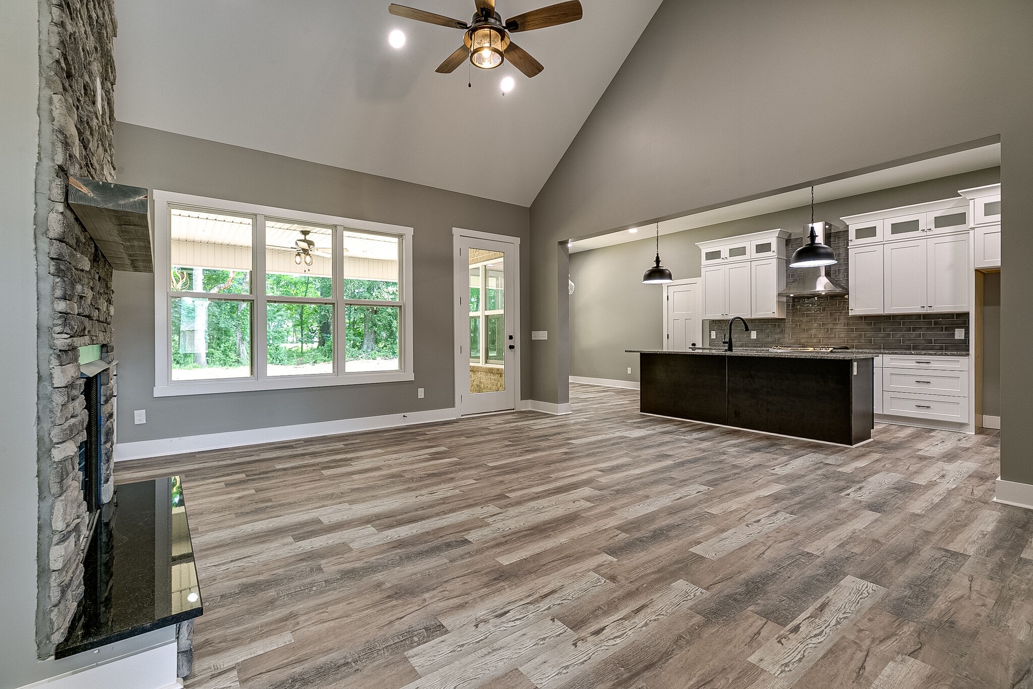 85 Post Road Manchester, TN 37355 - Photo 9 of 48 a view of kitchen and natural light