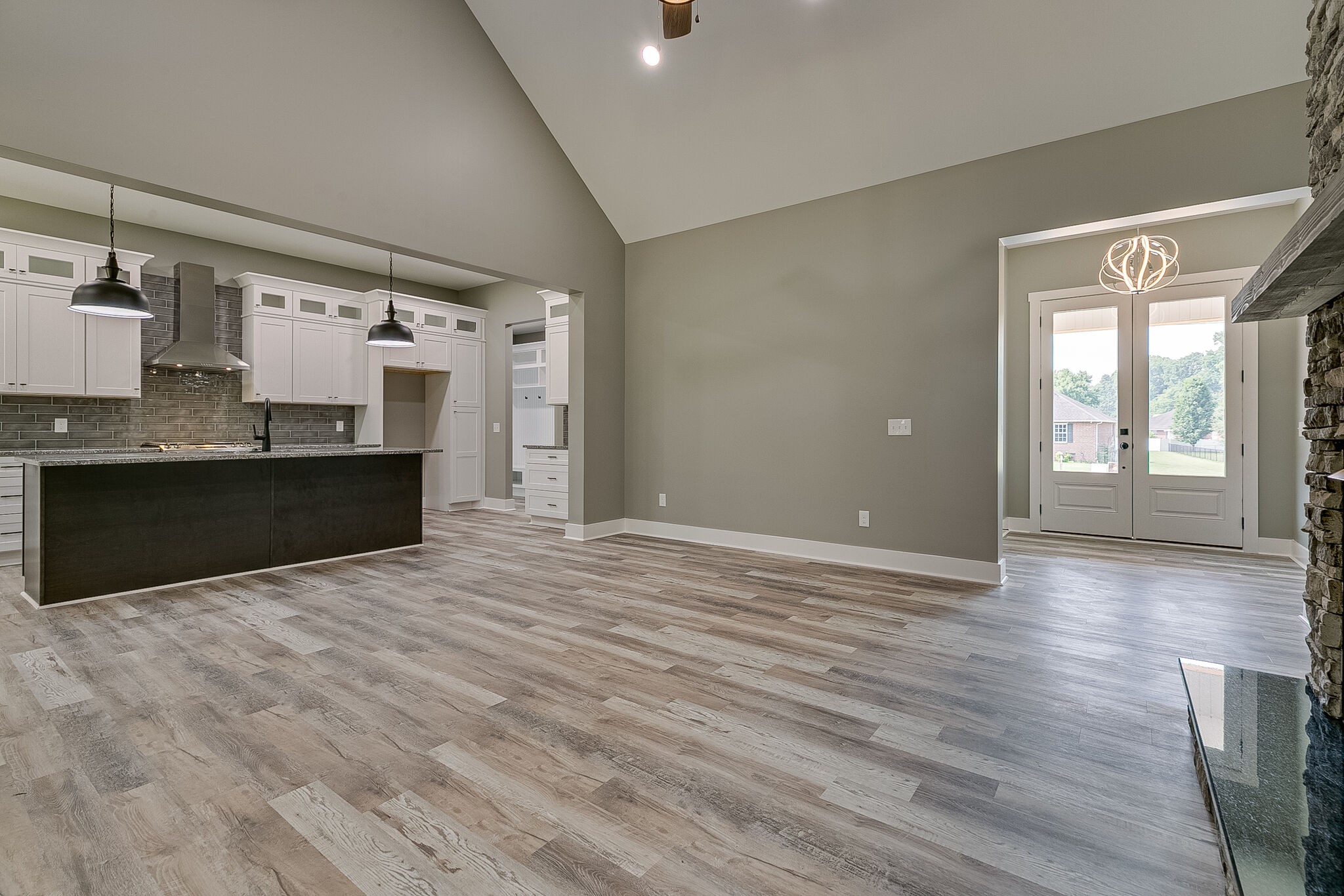 85 Post Road Manchester, TN 37355 - Photo 10 of 48 wooden floor in an empty room with a window