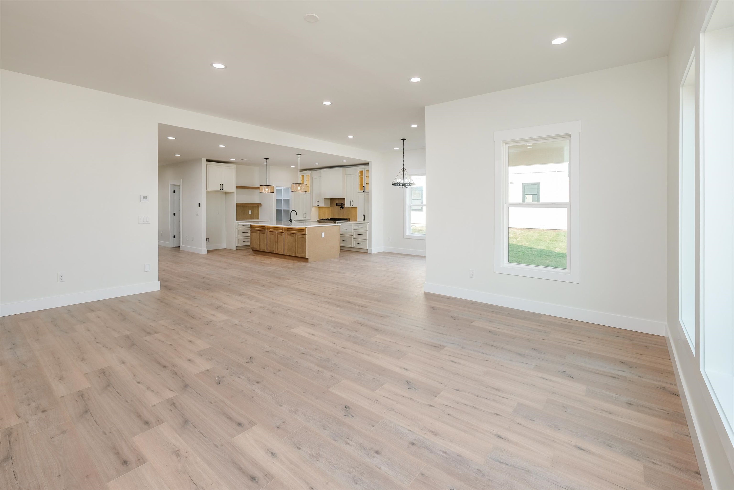3615 Pennington Road Greer, SC 29651 - Photo 5 of 36