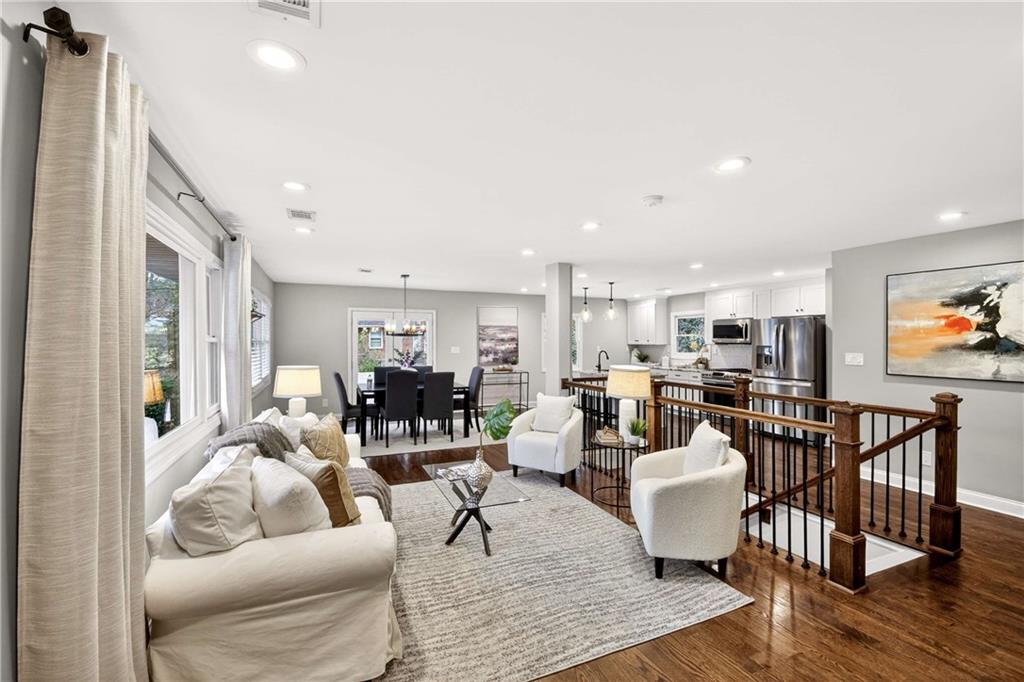 2986 Wilson Circle Decatur, GA 30033 - Photo 5 of 57