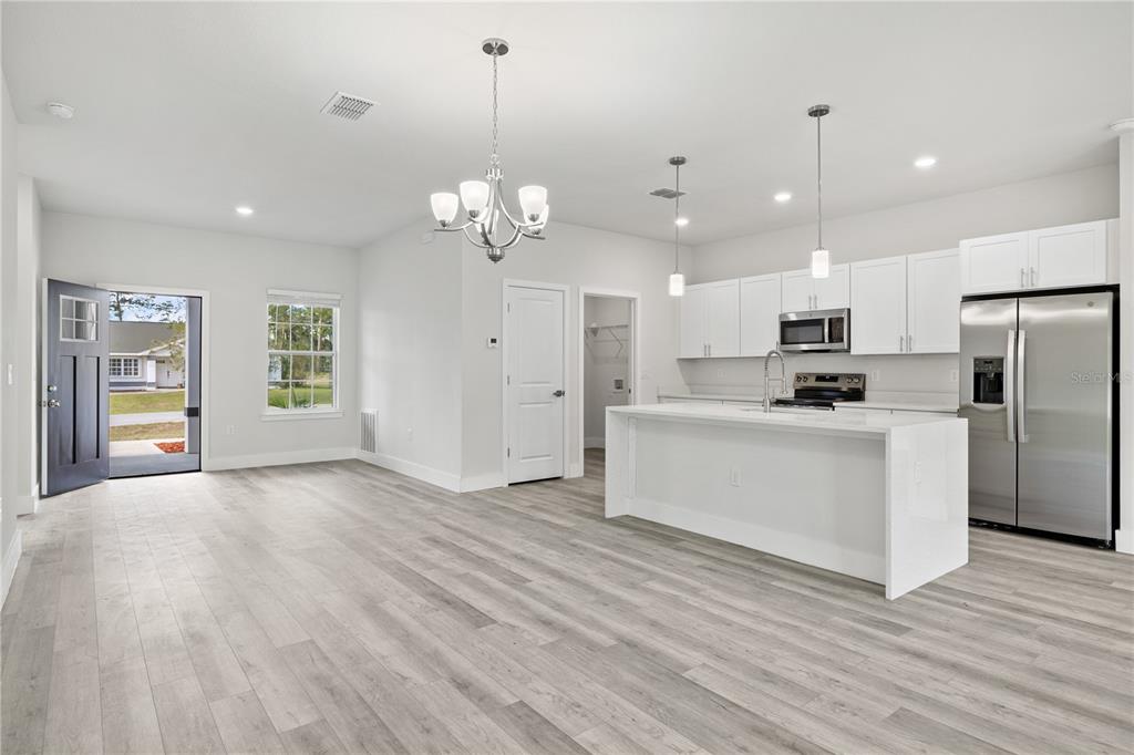 16616 Southwest 31st Circle Ocala, FL 34473 - Photo 4 of 26