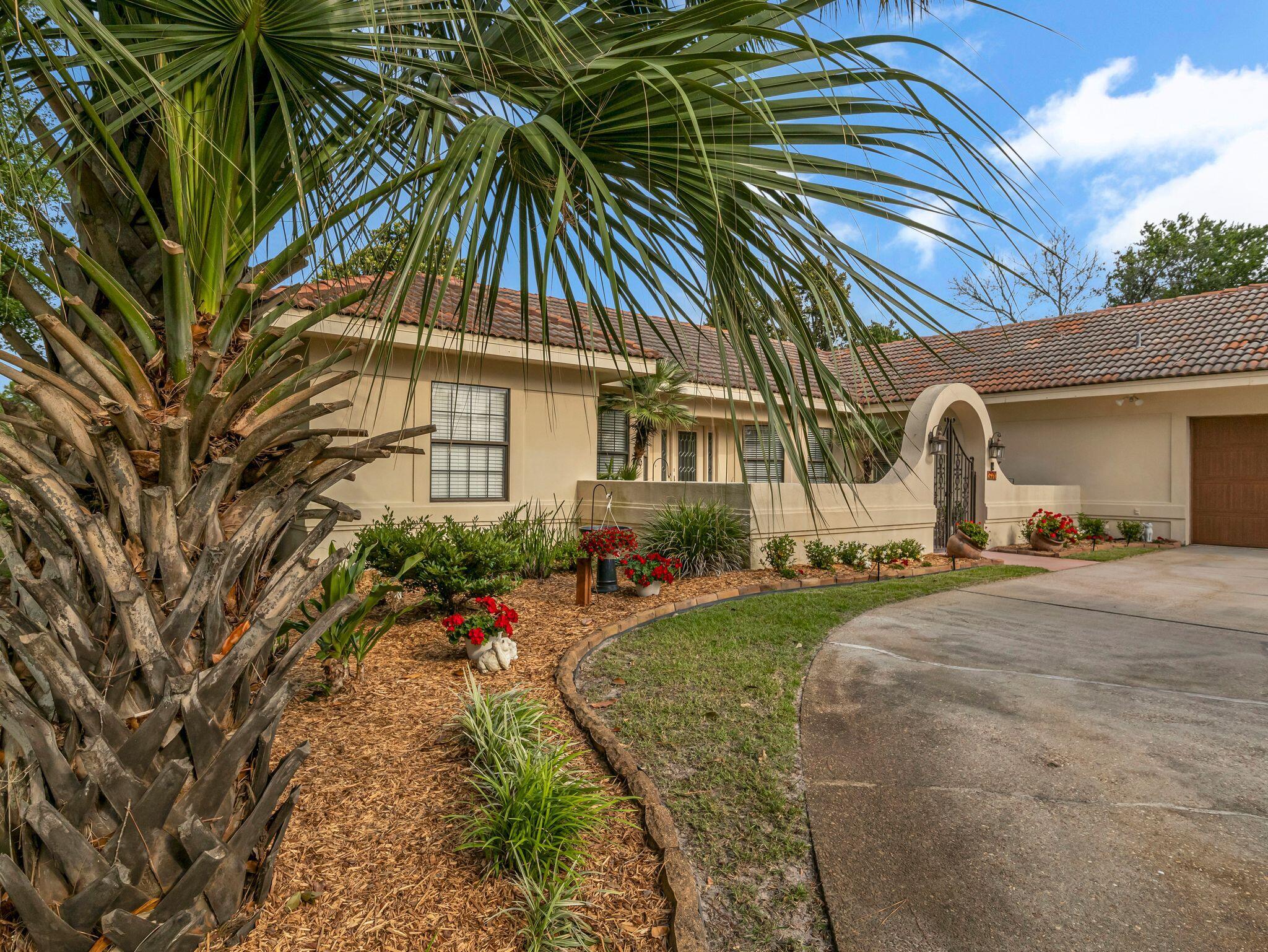 370 Golfview Drive Miramar Beach, FL 32550 - Photo 80 of 148 db2505211-1041