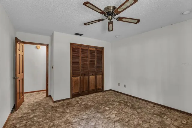 $1,000,000 | 624 Hull Island Drive, Oakland, FL 34787