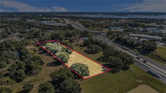 $1,000,000 | 624 Hull Island Drive, Oakland, FL 34787