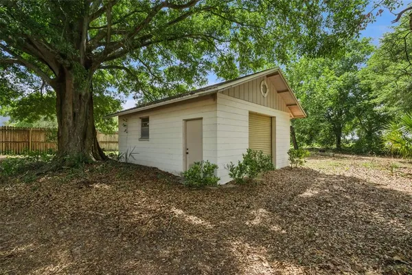 $894,000 | 624 Hull Island Drive, Oakland, FL 34787