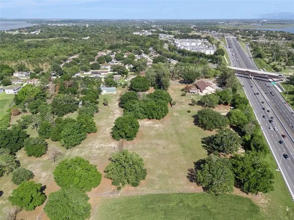 $894,000 | 624 Hull Island Drive, Oakland, FL 34787